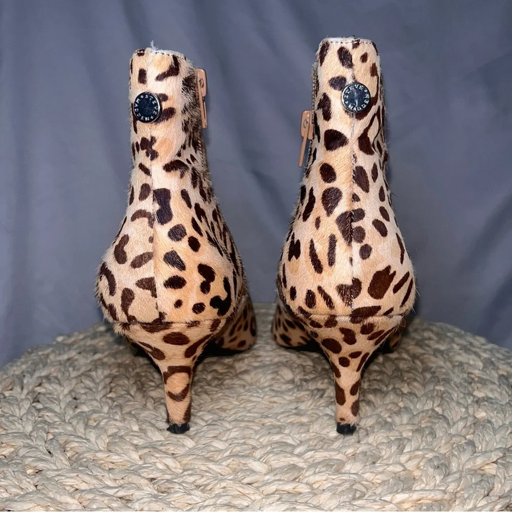 Steve Madden Leopard Cow Hair Ankle Boots Women’s 6.5M Pointed Toe Kitten Heel - Picture 8 of 8